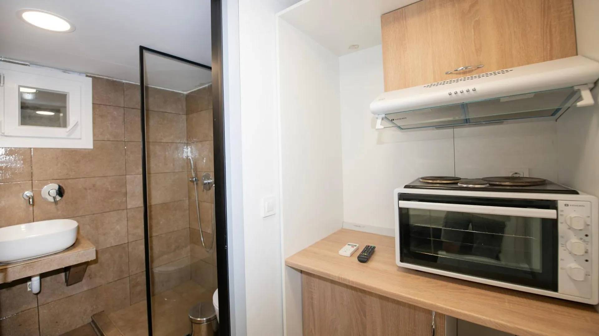 Christy Studios Platísz Jalósz Apartman