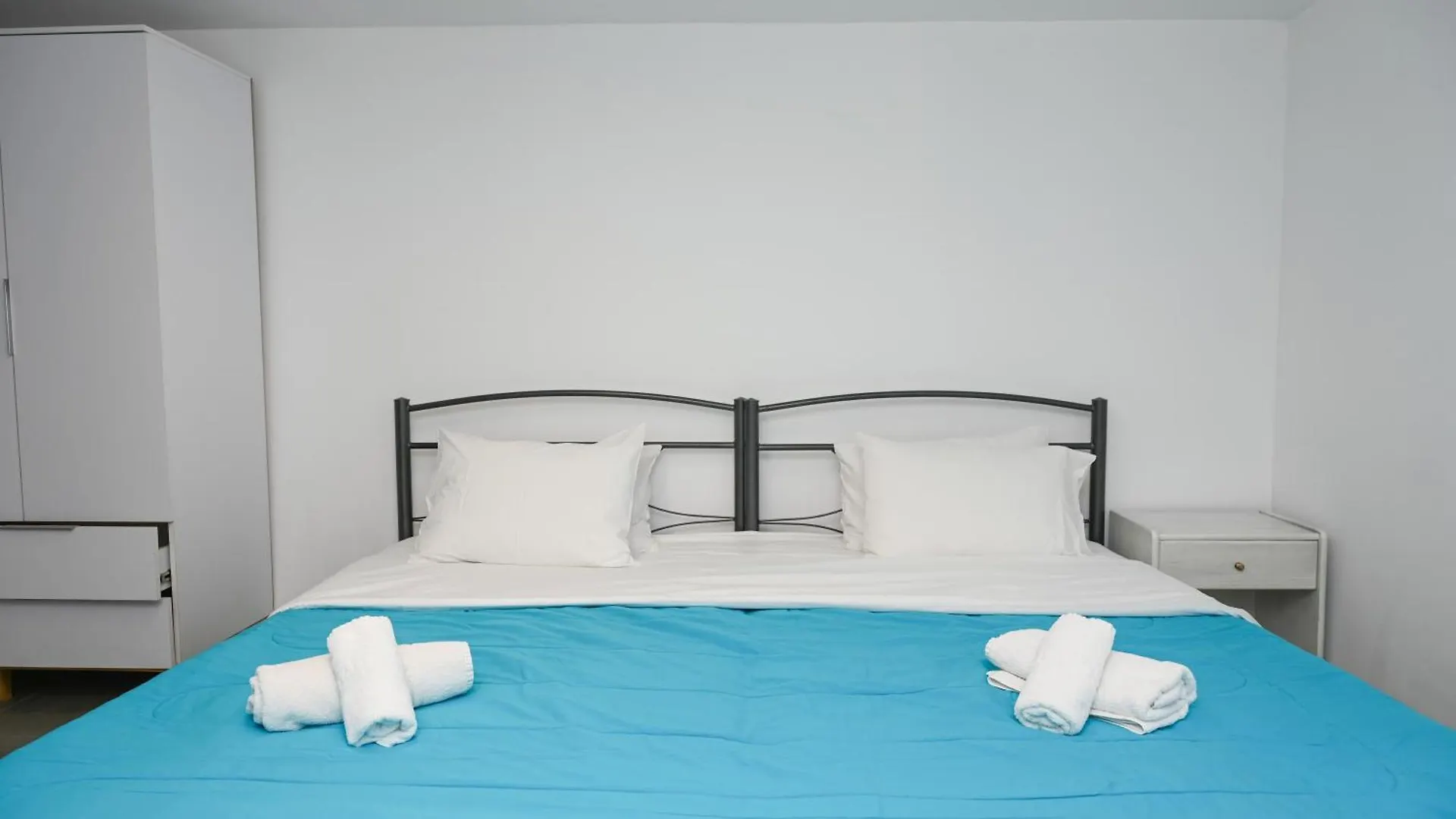 Apartman Christy Studios Platísz Jalósz